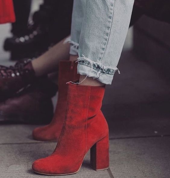 INSTAGRAM: dakotaxtaren PINTEREST: @dakotaxtaren ♡